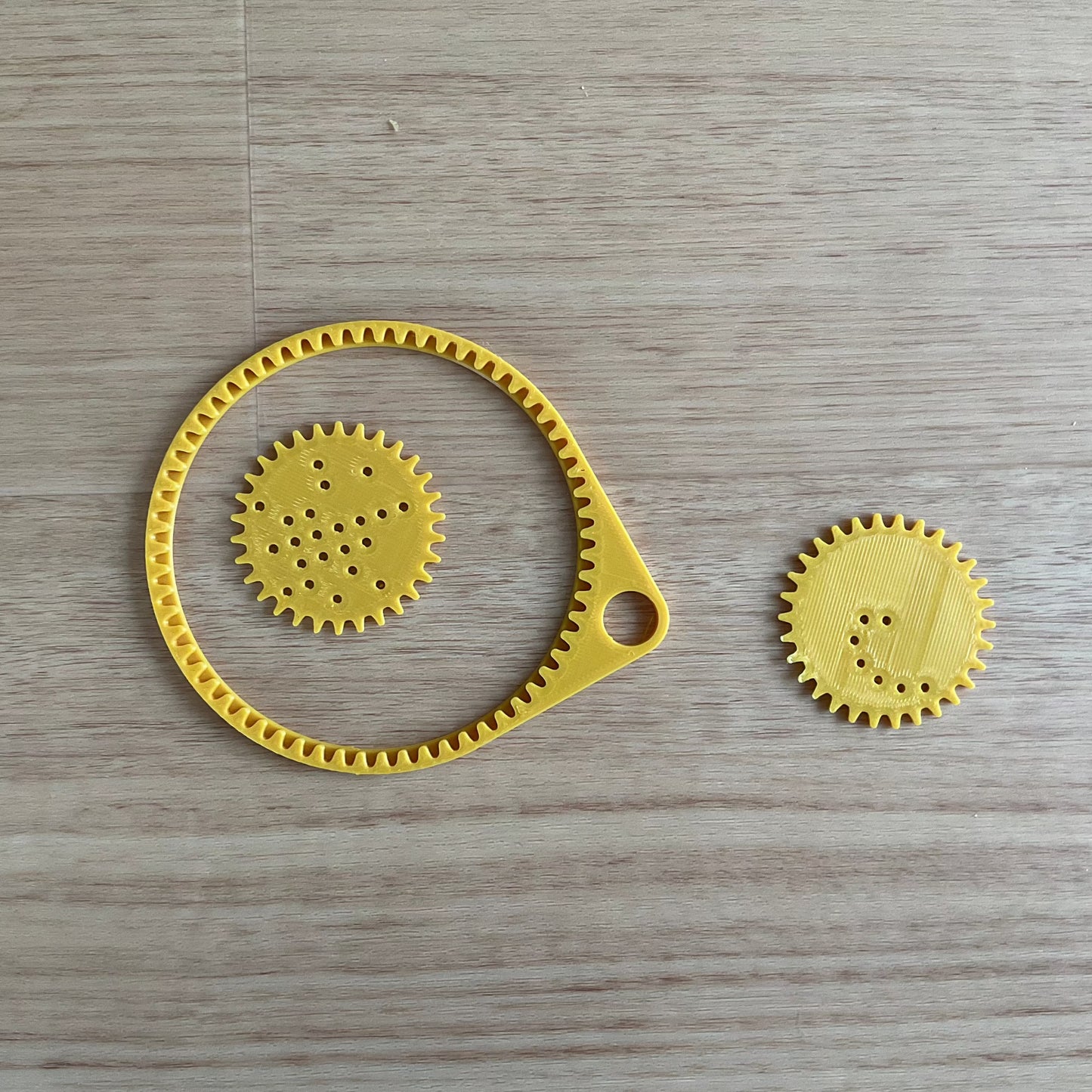 a picture of the gold spirograph.