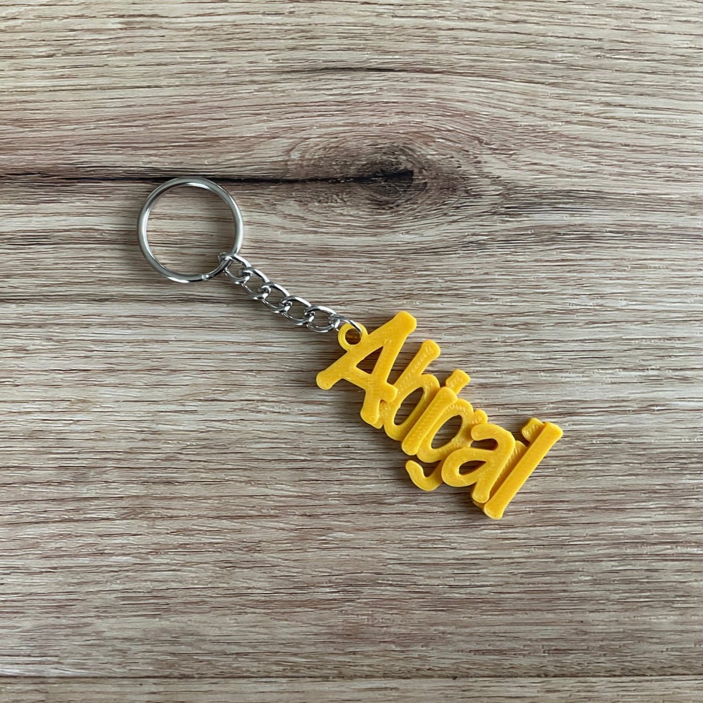 An sample image of the gold keychain